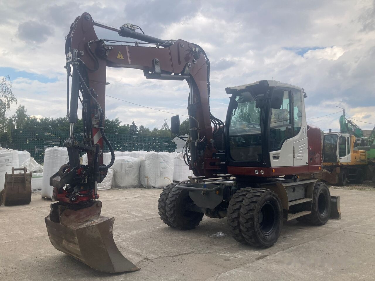 Liebherr A 912 Compact Rotator R4 - Hjulgraver: bilde 3 Liebherr A 912 Compact Rotator R4 - Hjulgraver: bilde 3