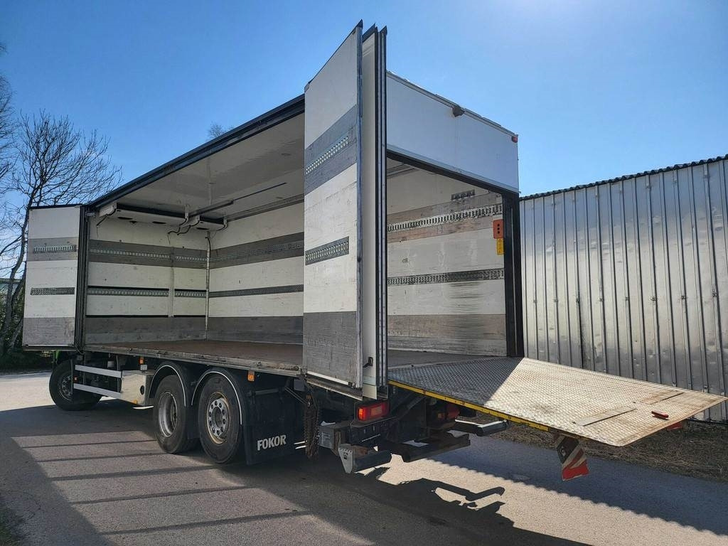 Volvo FM410 6X2 CARRIER SIDEOPENING - Lastebil med kjøl: bilde 3 Volvo FM410 6X2 CARRIER SIDEOPENING - Lastebil med kjøl: bilde 3