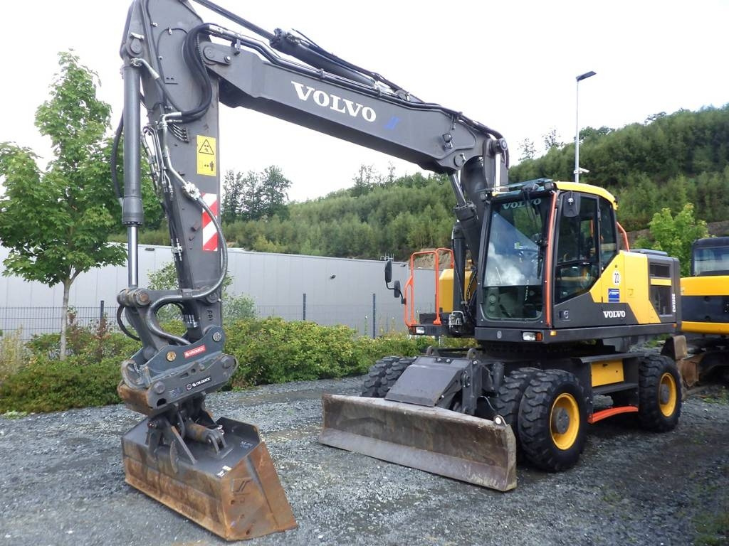 Volvo EW 220 E - Hjulgraver: bilde 1 Volvo EW 220 E - Hjulgraver: bilde 1