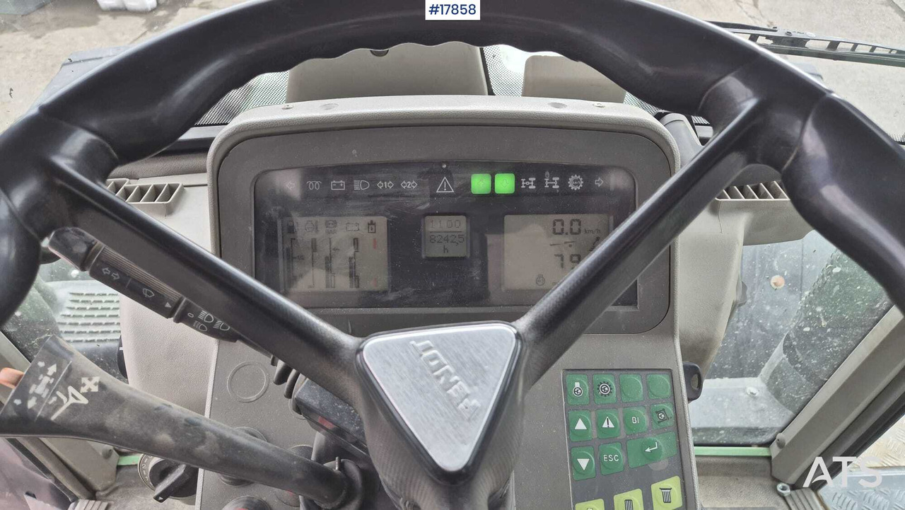 Traktor FENDT 820 VARIO TMS agricultural tractor (2011): bilde 18 Traktor FENDT 820 VARIO TMS agricultural tractor (2011): bilde 18