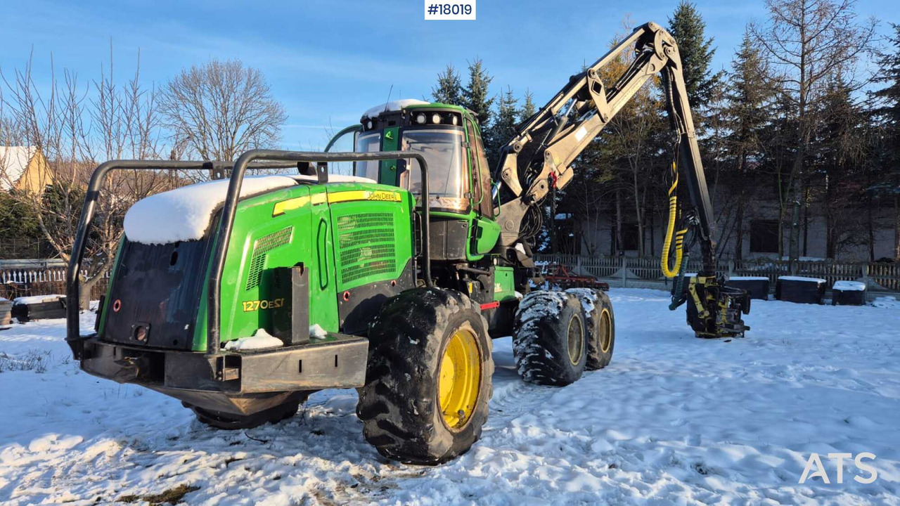 John Deere 1270E harvester (2009) - Hogstmaskin: bilde 5 John Deere 1270E harvester (2009) - Hogstmaskin: bilde 5