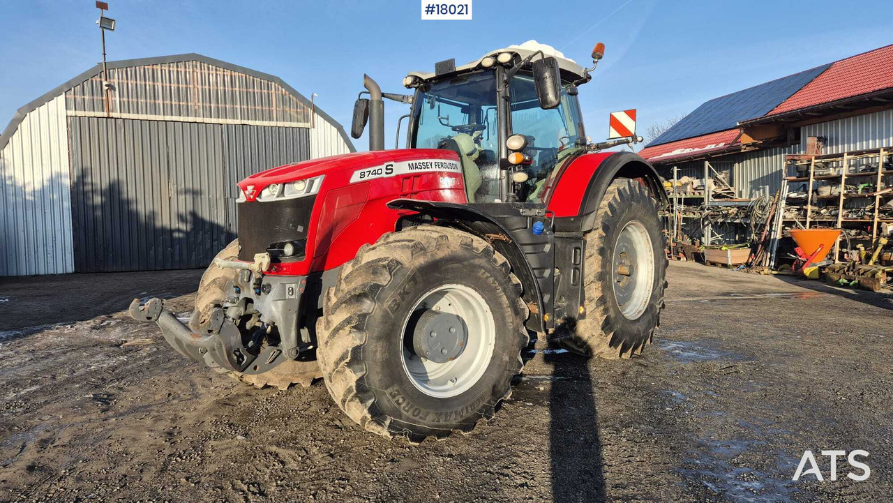 Massey Ferguson 8740S agricultural tractor (2019) - Traktor: bilde 1 Massey Ferguson 8740S agricultural tractor (2019) - Traktor: bilde 1