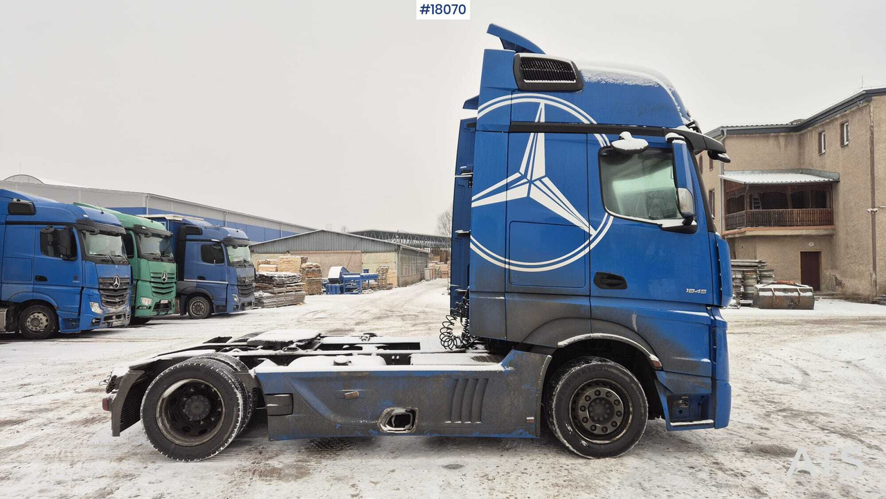 Truck tractor Mercedes-Benz ACTROS MP4 1845 (2019) - Trekkvogn: bilde 4 Truck tractor Mercedes-Benz ACTROS MP4 1845 (2019) - Trekkvogn: bilde 4