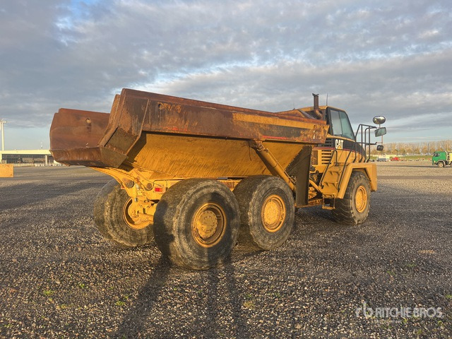 2003 Cat 725 Articulated Dump Truck - Rammestyrt dumper: bilde 4 2003 Cat 725 Articulated Dump Truck - Rammestyrt dumper: bilde 4