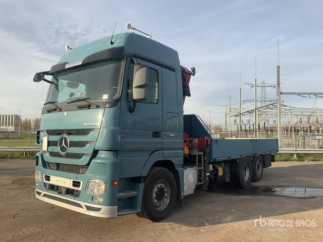 2012 Mercedes-Benz Actros 930.20 2012 HMF 3000-K3 Articulated Bo ... Flatbed Truck with Crane - Planbil, Kranbil: bilde 3 2012 Mercedes-Benz Actros 930.20 2012 HMF 3000-K3 Articulated Bo ... Flatbed Truck with Crane - Planbil, Kranbil: bilde 3