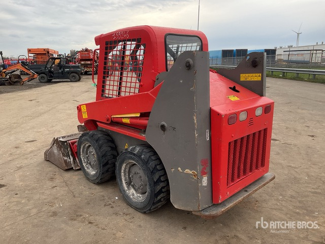 2014 Gehl GL3840 (Inoperable) Skid Steer Loader - Kompaktlaster: bilde 4 2014 Gehl GL3840 (Inoperable) Skid Steer Loader - Kompaktlaster: bilde 4