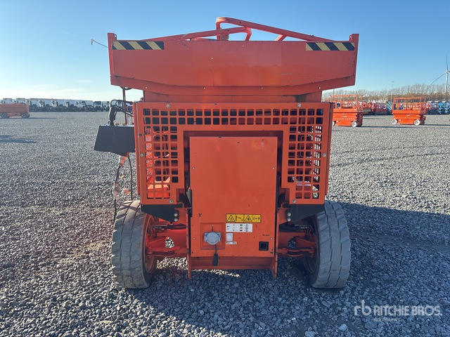2014 JLG M3369 4x4 Hybrid Diesel-Electric Scissor Lift - Sakselift: bilde 5 2014 JLG M3369 4x4 Hybrid Diesel-Electric Scissor Lift - Sakselift: bilde 5
