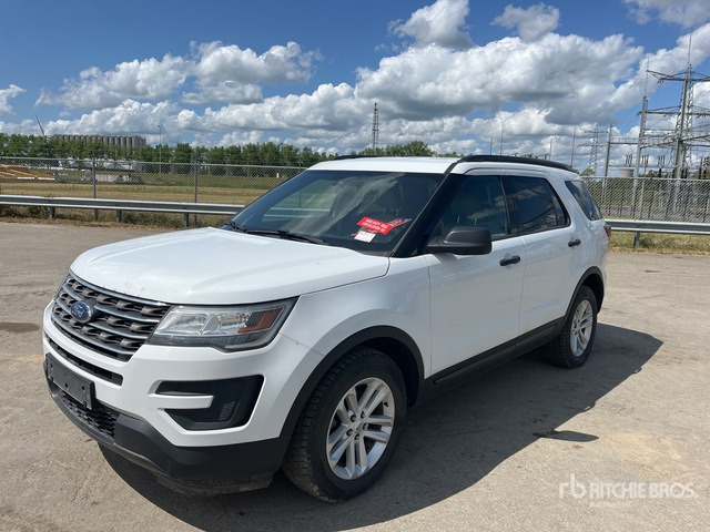 2015 Ford Explorer Base 3.5 4WD SUV - SUV: bilde 1 2015 Ford Explorer Base 3.5 4WD SUV - SUV: bilde 1