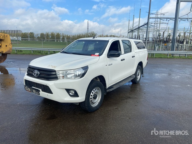 2018 Toyota Hilux 4x4 Crew Cab Pickup - Pickup: bilde 2 2018 Toyota Hilux 4x4 Crew Cab Pickup - Pickup: bilde 2