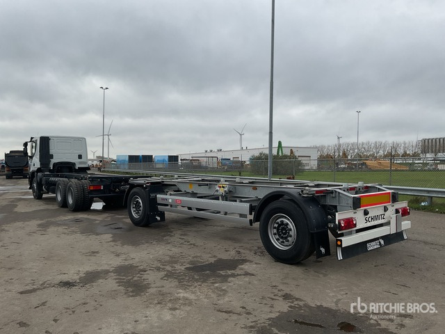 Iveco Trakker 380 T/A Sleeper Truck Tractor - Chassis lastebil, Container-transport/ Vekselflak tilhenger: bilde 2 Iveco Trakker 380 T/A Sleeper Truck Tractor - Chassis lastebil, Container-transport/ Vekselflak tilhenger: bilde 2