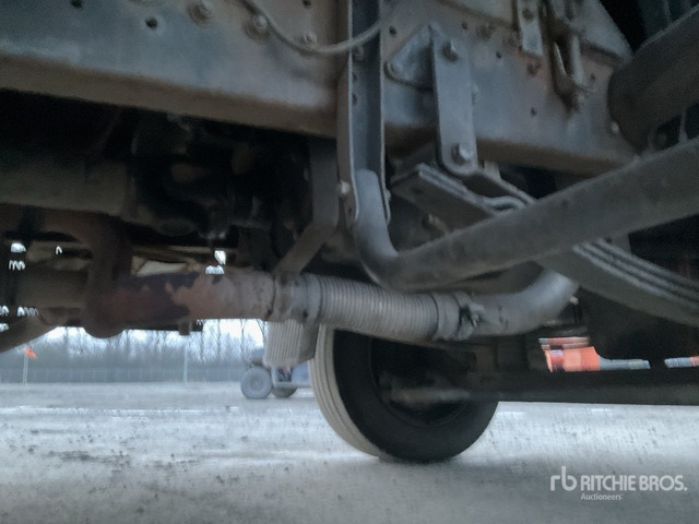 Mercedes-Benz E1117L Flatbed Truck - Planbil: bilde 5 Mercedes-Benz E1117L Flatbed Truck - Planbil: bilde 5