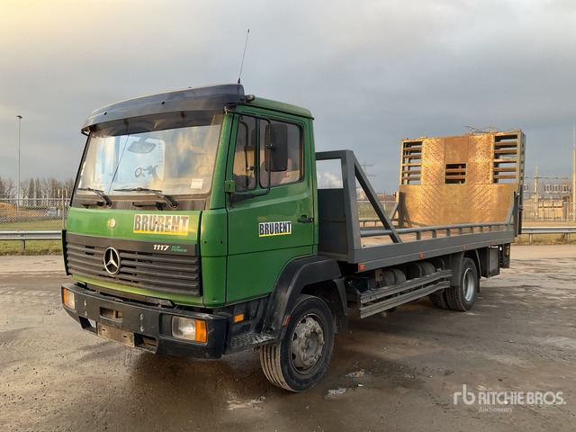 Mercedes-Benz E1117L Flatbed Truck - Planbil: bilde 1 Mercedes-Benz E1117L Flatbed Truck - Planbil: bilde 1