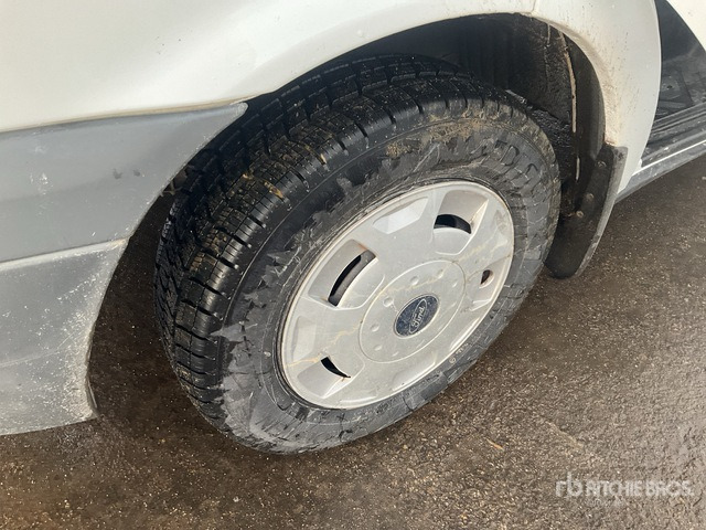 2012 Ford Transit 280M Cargo Van - Varebil: bilde 4 2012 Ford Transit 280M Cargo Van - Varebil: bilde 4