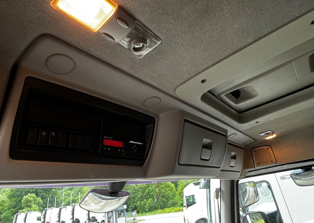 Renault Kerax 380 EEV // Skrzynia Burtowa // HIAB XS166 Hipro + Radio // Zwolnice // // - Planbil, Kranbil: bilde 4 Renault Kerax 380 EEV // Skrzynia Burtowa // HIAB XS166 Hipro + Radio // Zwolnice // // - Planbil, Kranbil: bilde 4