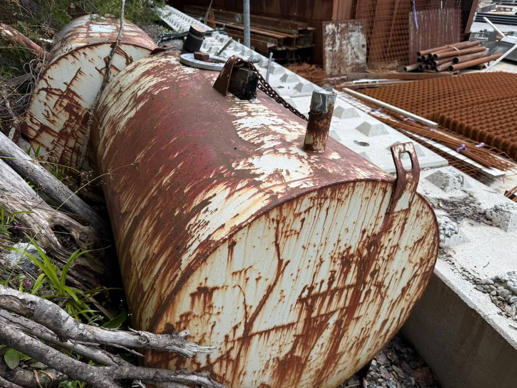 Annet Diesel tank 1000 liter - Annet utstyr: bilde 5 Annet Diesel tank 1000 liter - Annet utstyr: bilde 5