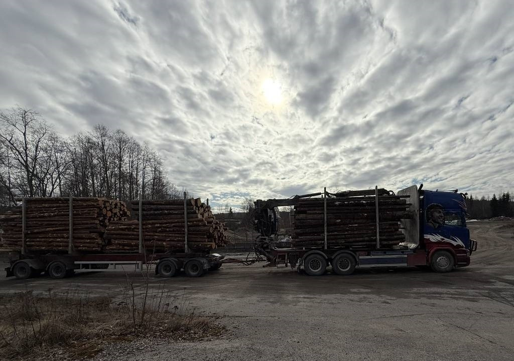Scania R 730 6x4 Jonsered J1088S - Tømmerbil: bilde 4 Scania R 730 6x4 Jonsered J1088S - Tømmerbil: bilde 4