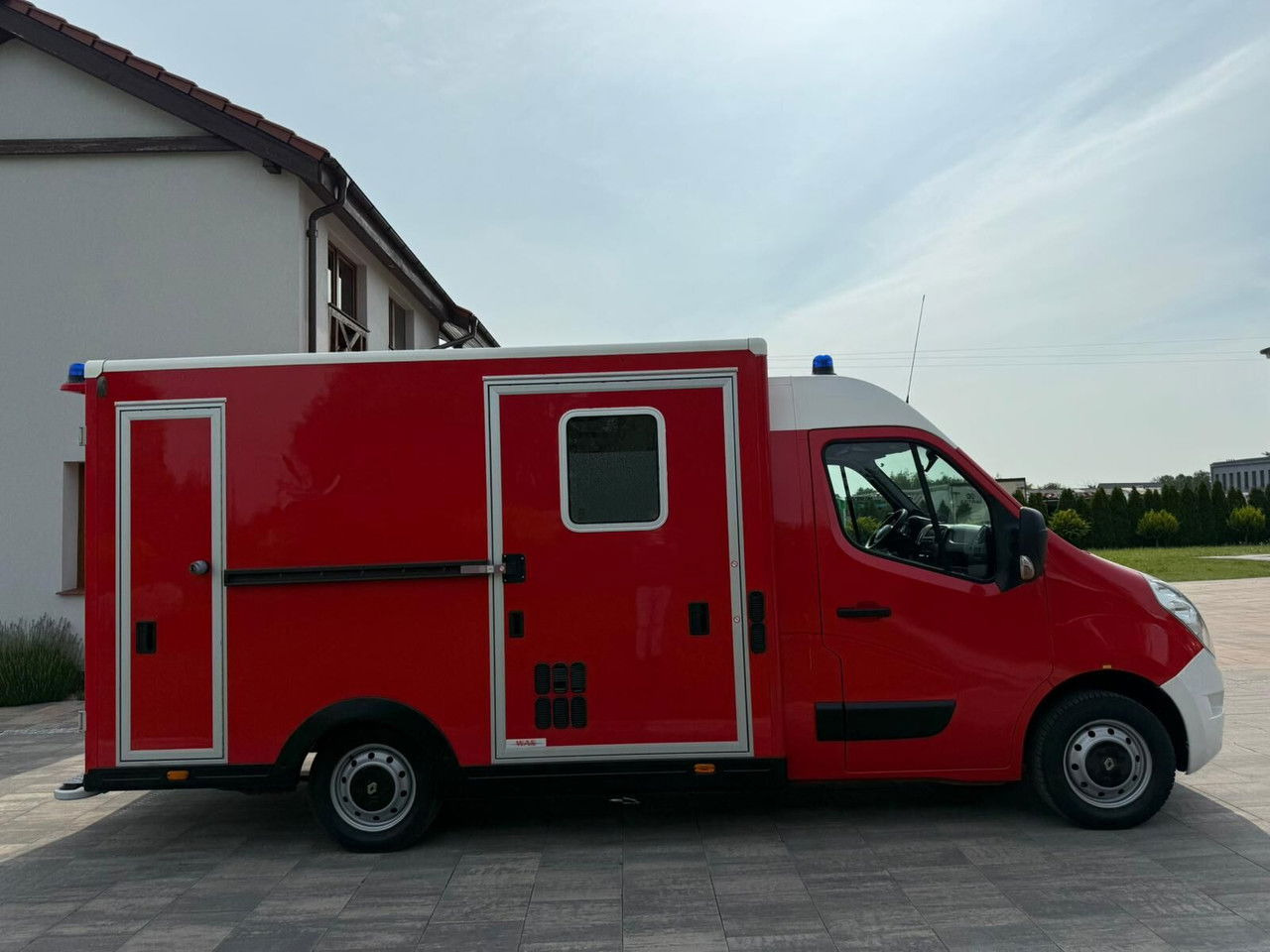 Renault Master Karetka Ambulans pogotowie kontenerowe - Ambulanse: bilde 4 Renault Master Karetka Ambulans pogotowie kontenerowe - Ambulanse: bilde 4