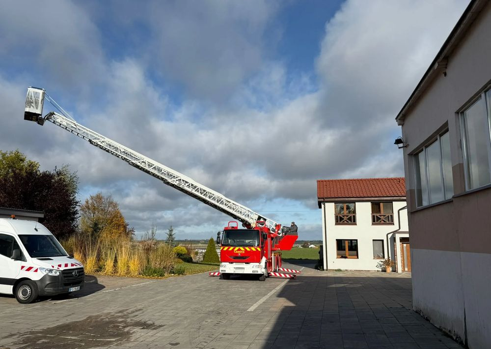 Renault Midlum 210 - Brannbil: bilde 5 Renault Midlum 210 - Brannbil: bilde 5