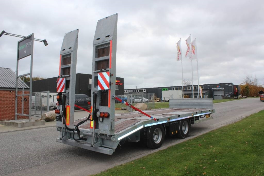 AMT MK200 2 akslet maskinkærre m. sider og ramper - Planhenger/ Flathenger: bilde 1 AMT MK200 2 akslet maskinkærre m. sider og ramper - Planhenger/ Flathenger: bilde 1