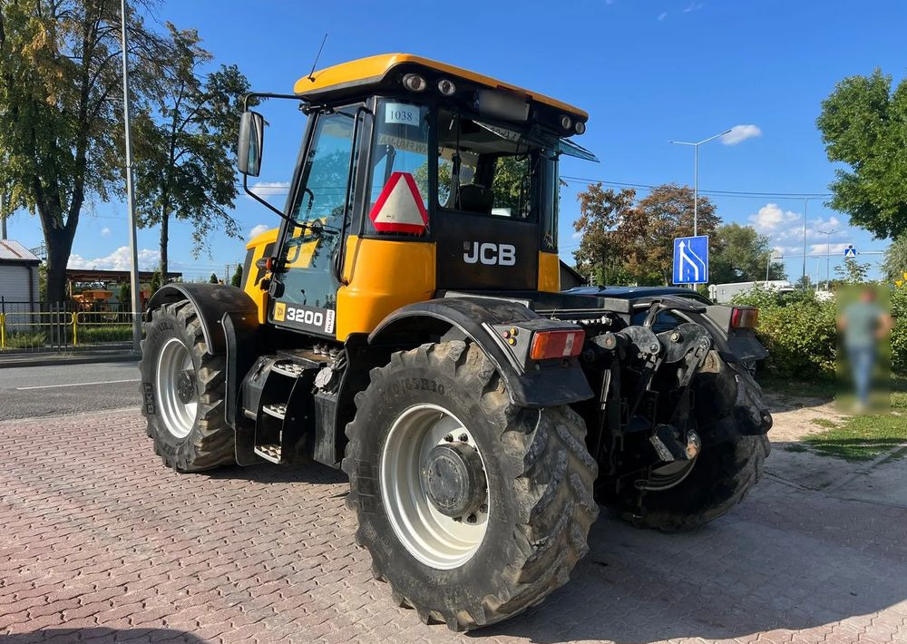 JCB 3200 Plus - Traktor: bilde 3 JCB 3200 Plus - Traktor: bilde 3