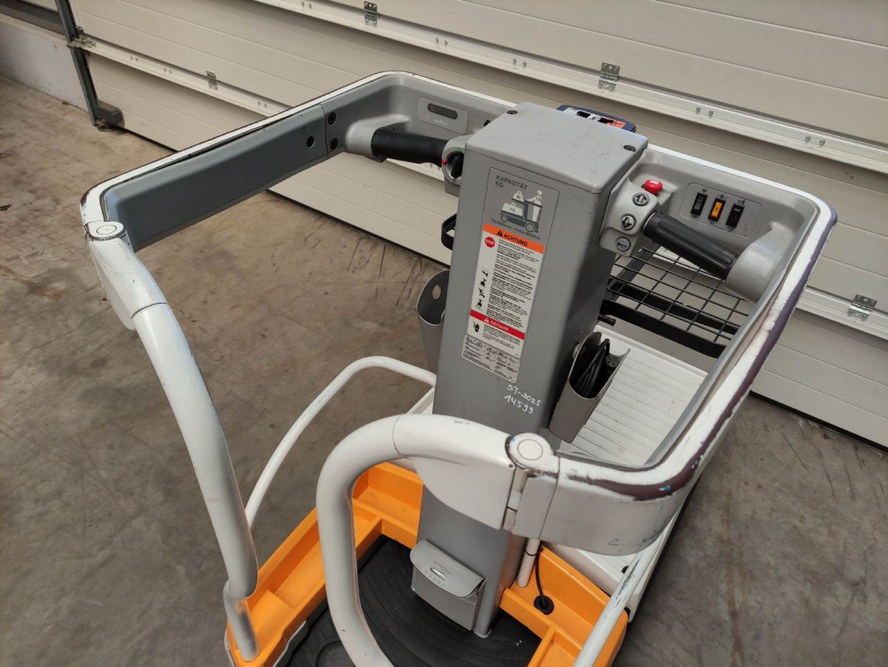 Crown WAV50-118 - Plukketruck: bilde 5 Crown WAV50-118 - Plukketruck: bilde 5