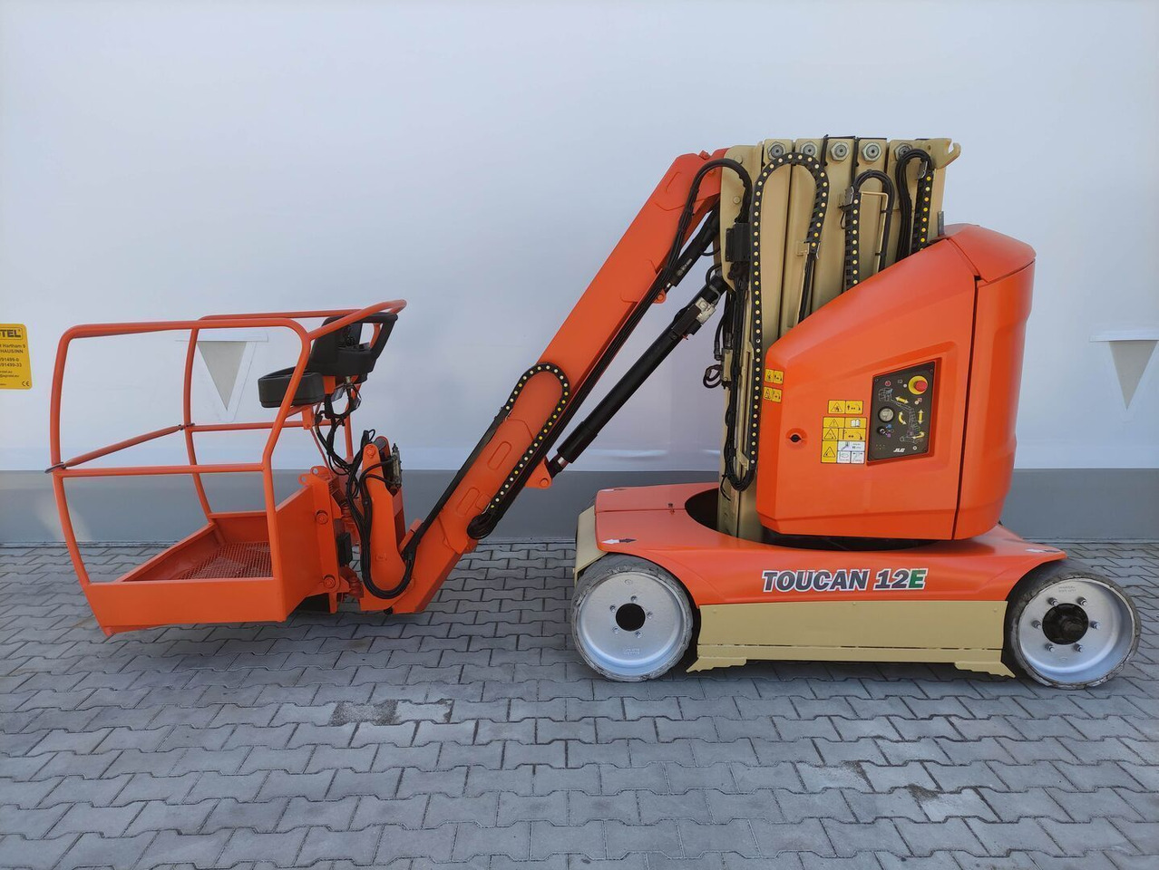JLG Toucan 12 E (LACK NEU) - Mastlift: bilde 1 JLG Toucan 12 E (LACK NEU) - Mastlift: bilde 1