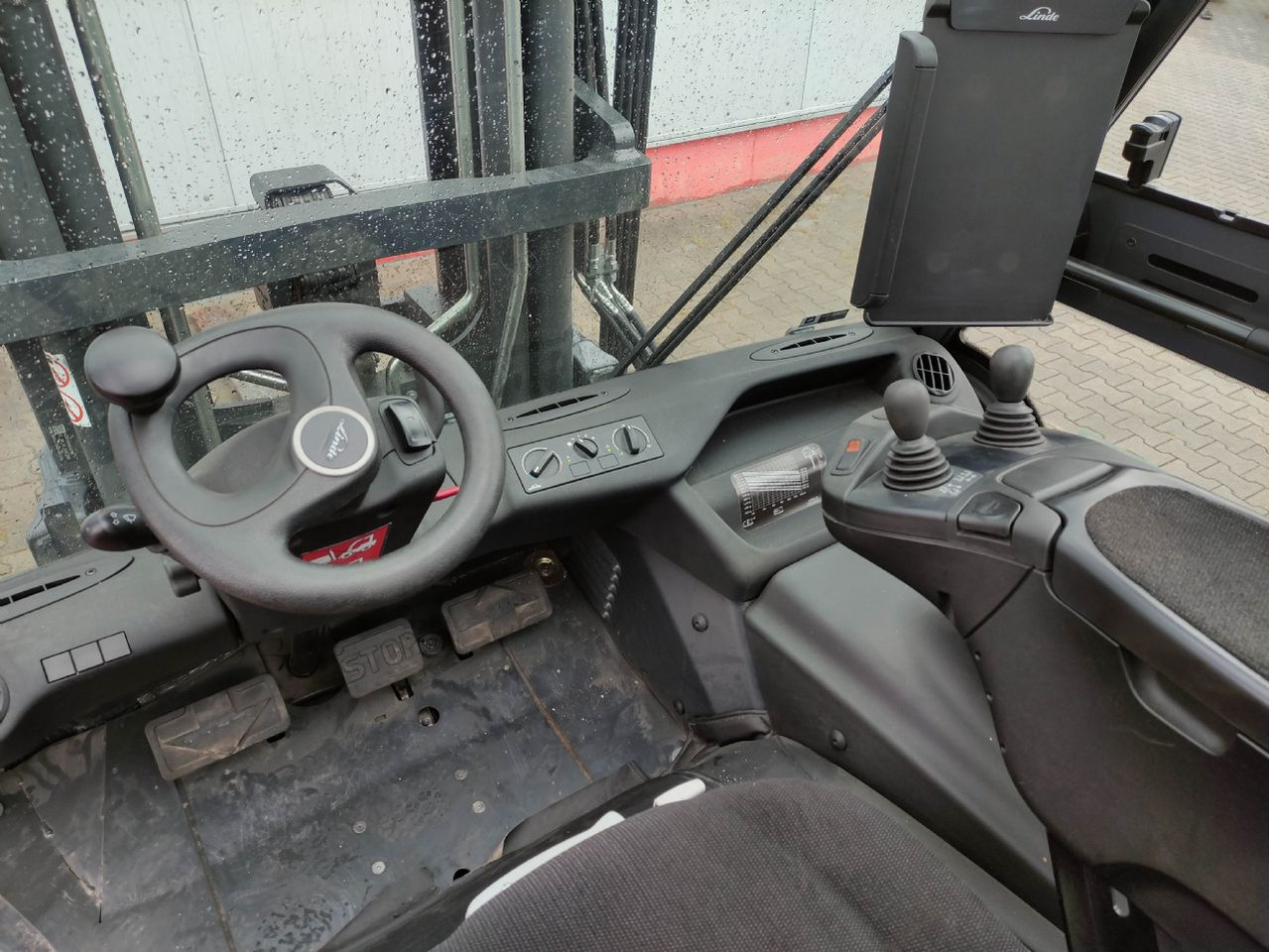 Linde E80-01-127 - El-truck: bilde 5 Linde E80-01-127 - El-truck: bilde 5