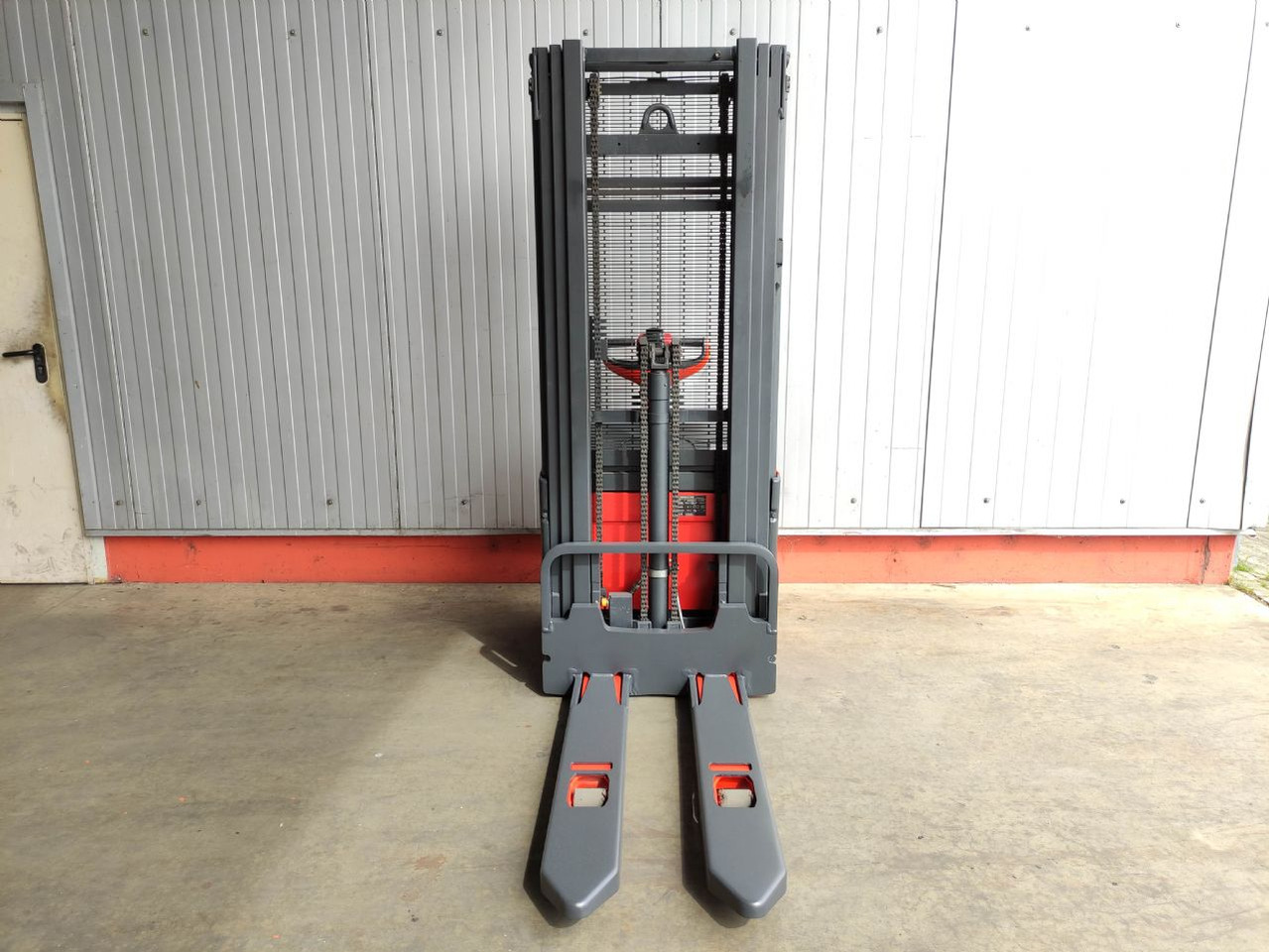 Linde L16-372 (LACK NEU) - Stabler: bilde 3 Linde L16-372 (LACK NEU) - Stabler: bilde 3