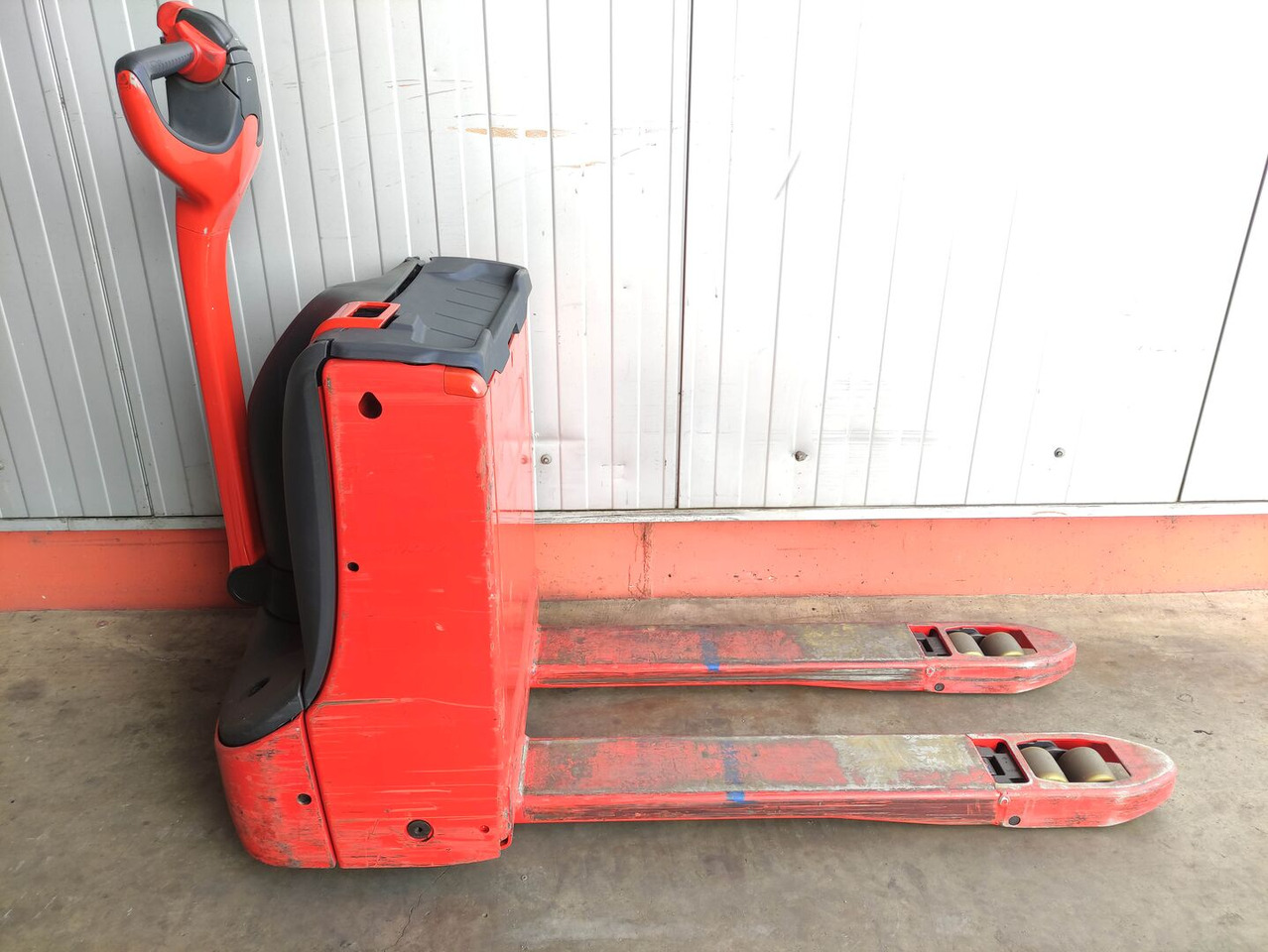Linde T18-1152 - Lavtløftende truck: bilde 2 Linde T18-1152 - Lavtløftende truck: bilde 2