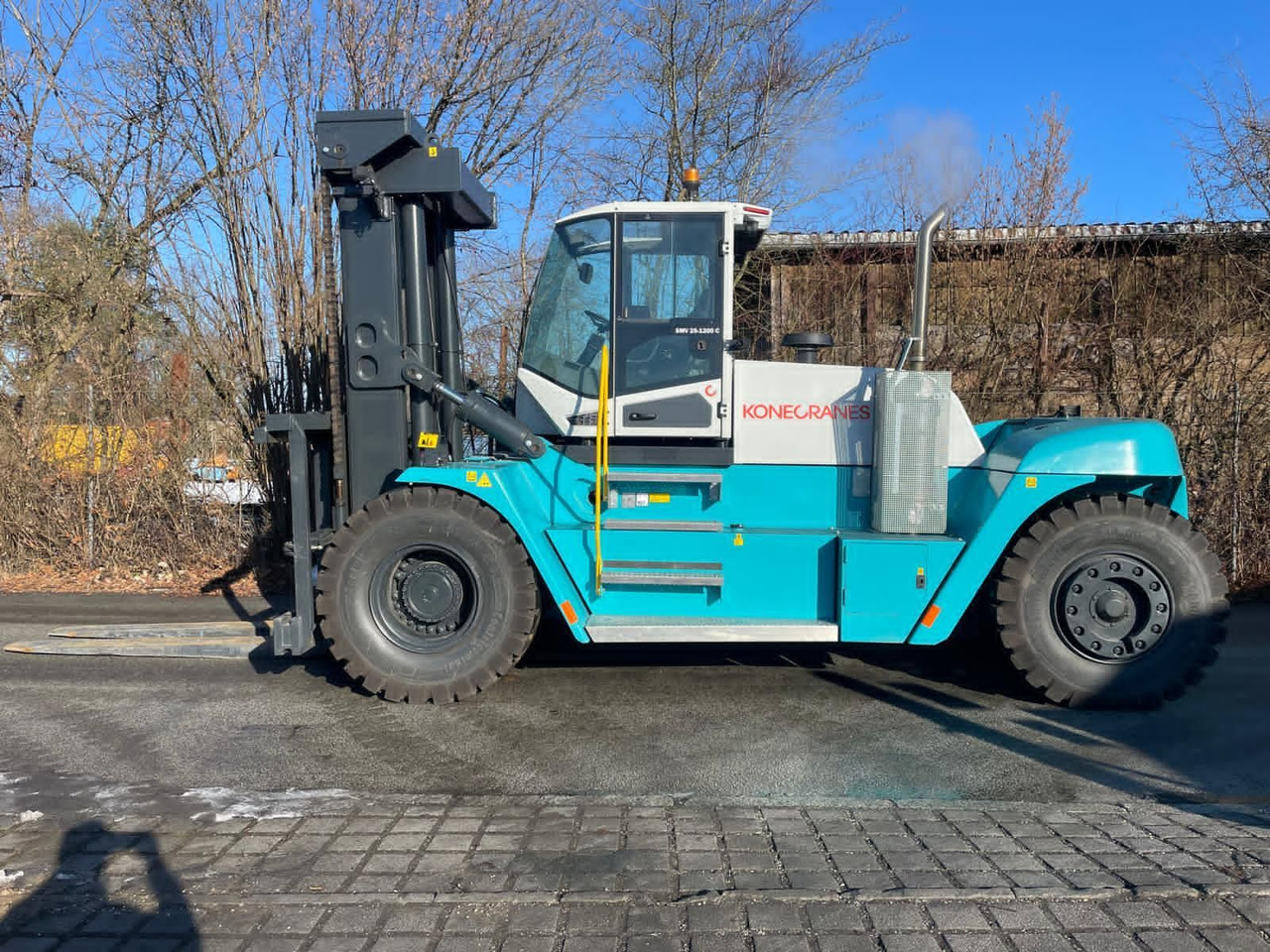 SMV 25-1200C - Dieseltruck: bilde 1 SMV 25-1200C - Dieseltruck: bilde 1