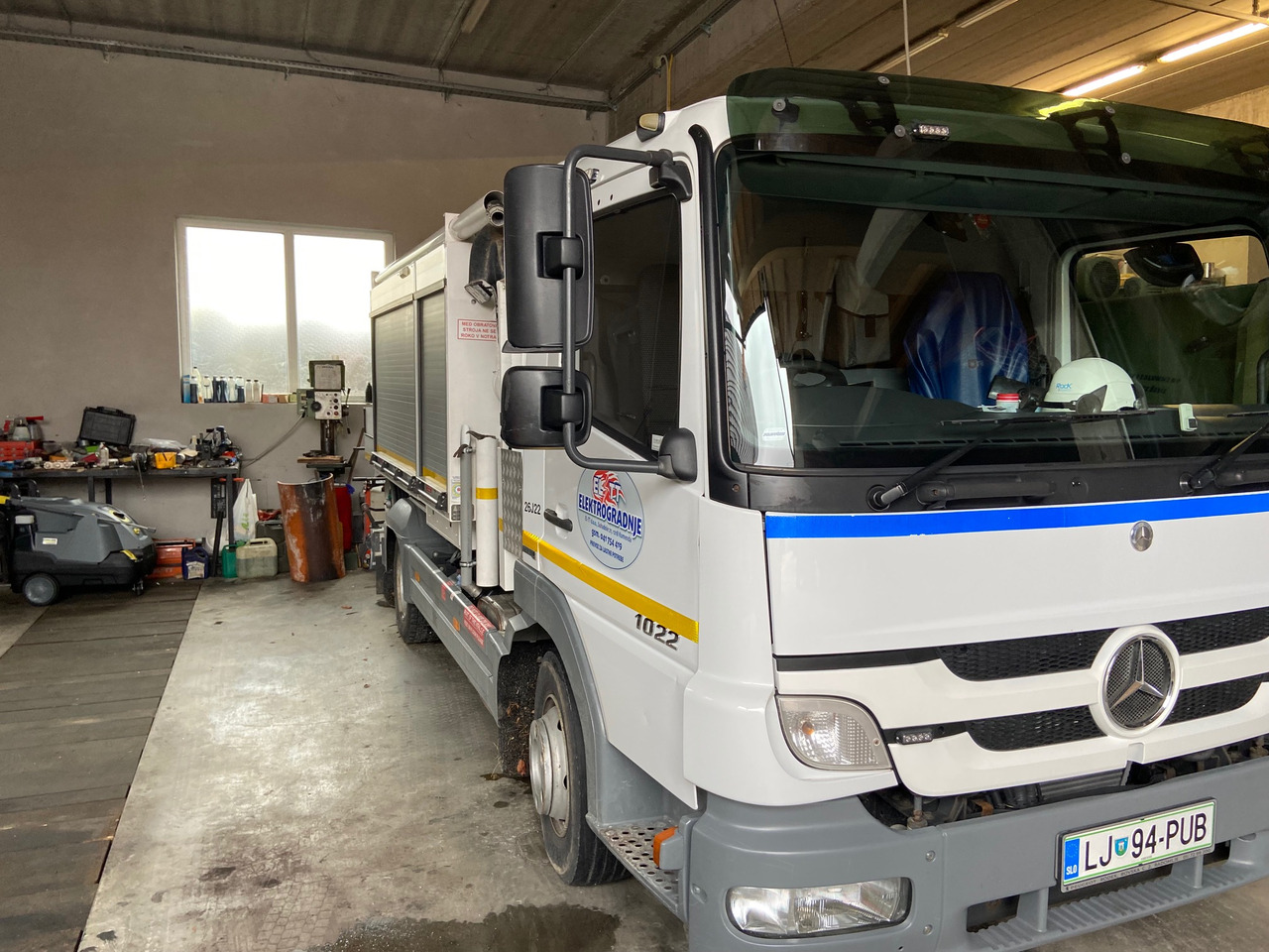 BUCHER Cityflex 204 - Vakuum lastebil: bilde 1 BUCHER Cityflex 204 - Vakuum lastebil: bilde 1