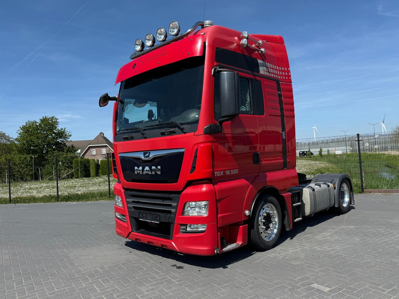 MAN 18.500 FULL AIR, ALCOA, TV, INVERTER, MICROWAVE, TOP. - Trekkvogn: bilde 2 MAN 18.500 FULL AIR, ALCOA, TV, INVERTER, MICROWAVE, TOP. - Trekkvogn: bilde 2