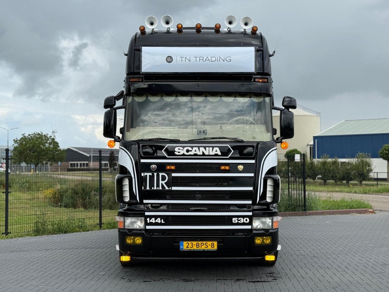Scania R 144 530 SHOW TRUCK, INTERIEUR, OPEN UITLAAT, HOBBY, TOP. - Trekkvogn: bilde 3 Scania R 144 530 SHOW TRUCK, INTERIEUR, OPEN UITLAAT, HOBBY, TOP. - Trekkvogn: bilde 3
