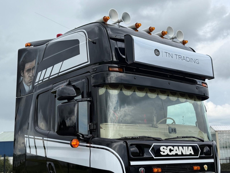 Scania R 144 530 SHOW TRUCK, INTERIEUR, OPEN UITLAAT, HOBBY, TOP. - Trekkvogn: bilde 5 Scania R 144 530 SHOW TRUCK, INTERIEUR, OPEN UITLAAT, HOBBY, TOP. - Trekkvogn: bilde 5