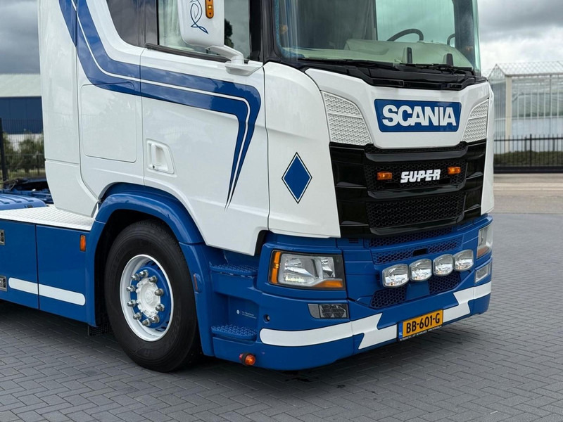 Scania R450 SHOW TRUCK, INTERIOR, STEERING, RETARDER, 570.000 KM. - Trekkvogn: bilde 5 Scania R450 SHOW TRUCK, INTERIOR, STEERING, RETARDER, 570.000 KM. - Trekkvogn: bilde 5
