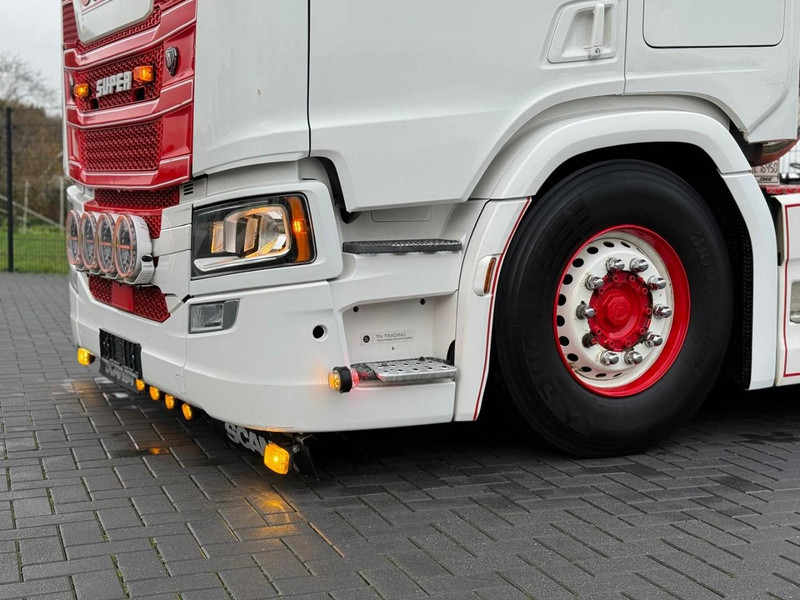 Scania R500 NGS SHOWTRUCK, 2.95WB, HYDRAULIEK, VOLLUCHT, OLD SCHOOL. - Trekkvogn: bilde 5 Scania R500 NGS SHOWTRUCK, 2.95WB, HYDRAULIEK, VOLLUCHT, OLD SCHOOL. - Trekkvogn: bilde 5