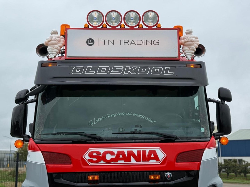 Scania R560 V8 SHOW, TOP, LEREN STOELEN, RETARDER, HANDGESCHAKELD. - Trekkvogn: bilde 4 Scania R560 V8 SHOW, TOP, LEREN STOELEN, RETARDER, HANDGESCHAKELD. - Trekkvogn: bilde 4