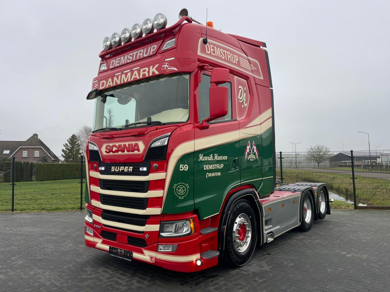 Scania S 650 SHOW TRUCK, FULL AIR, MOTOR BRAKE, PTO/HYDRAULIC. - Trekkvogn: bilde 2 Scania S 650 SHOW TRUCK, FULL AIR, MOTOR BRAKE, PTO/HYDRAULIC. - Trekkvogn: bilde 2