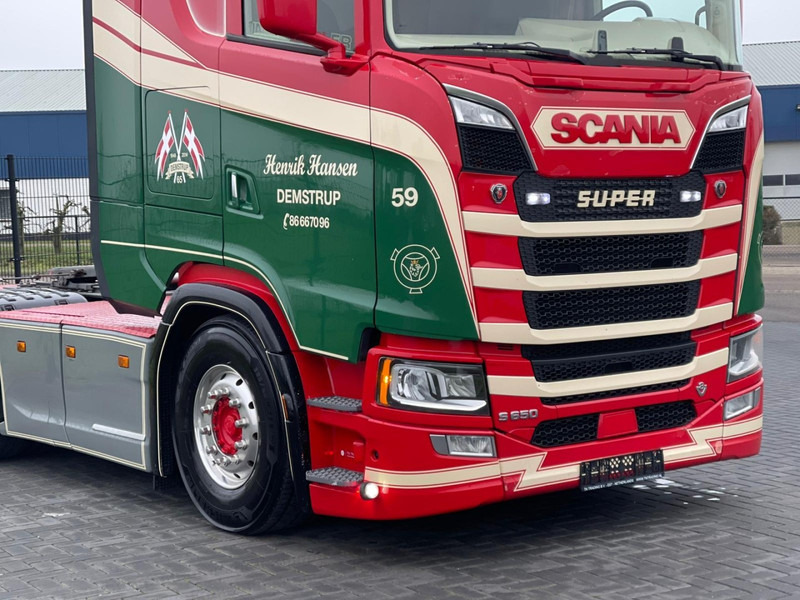 Scania S 650 SHOW TRUCK, FULL AIR, MOTOR BRAKE, PTO/HYDRAULIC. - Trekkvogn: bilde 4 Scania S 650 SHOW TRUCK, FULL AIR, MOTOR BRAKE, PTO/HYDRAULIC. - Trekkvogn: bilde 4