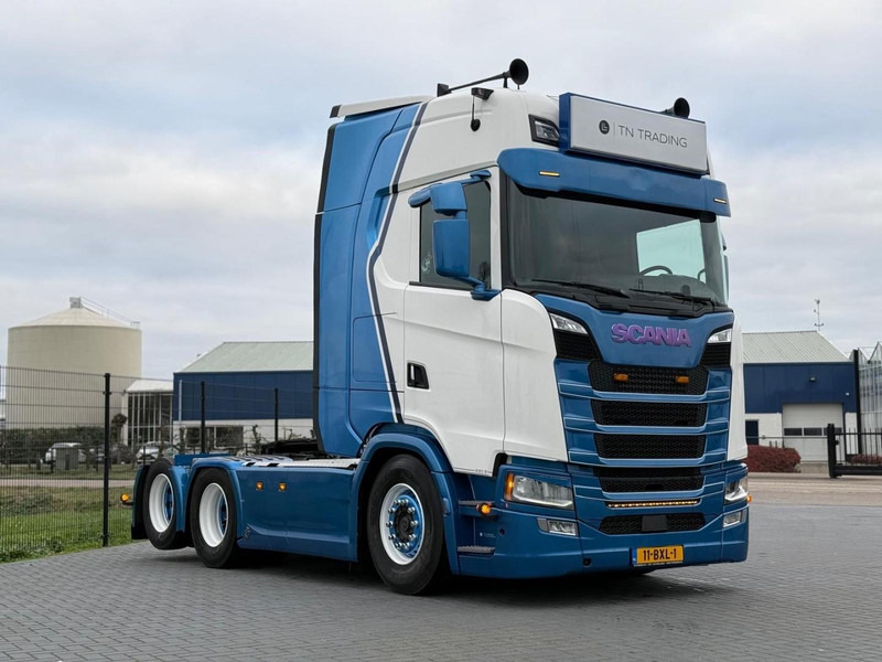 Scania S660 BOOGIE, VOLLUCHT, RETARDER, LEER. - Trekkvogn: bilde 1 Scania S660 BOOGIE, VOLLUCHT, RETARDER, LEER. - Trekkvogn: bilde 1