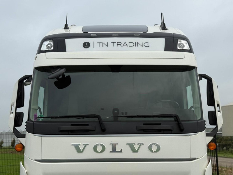 Volvo FH 13.460XL Turbocompound, leer, vollucht, 2 tanks, dubbel glas, vol spoiler. - Trekkvogn: bilde 4 Volvo FH 13.460XL Turbocompound, leer, vollucht, 2 tanks, dubbel glas, vol spoiler. - Trekkvogn: bilde 4