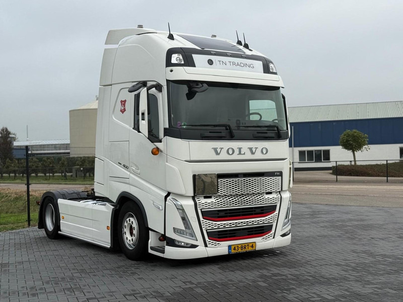 Volvo FH 13.460XL Turbocompound, leer, vollucht, 2 tanks, dubbel glas, vol spoiler. - Trekkvogn: bilde 1 Volvo FH 13.460XL Turbocompound, leer, vollucht, 2 tanks, dubbel glas, vol spoiler. - Trekkvogn: bilde 1