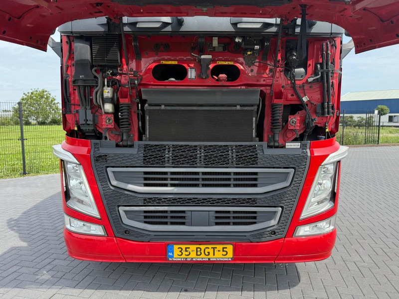 Volvo FH13.420 ADR, SMART TACHO 2, NL TRUCK, ALCOA, STEEL/AIR, PERFECT CONDITION, 2X TANK. - Trekkvogn: bilde 5 Volvo FH13.420 ADR, SMART TACHO 2, NL TRUCK, ALCOA, STEEL/AIR, PERFECT CONDITION, 2X TANK. - Trekkvogn: bilde 5