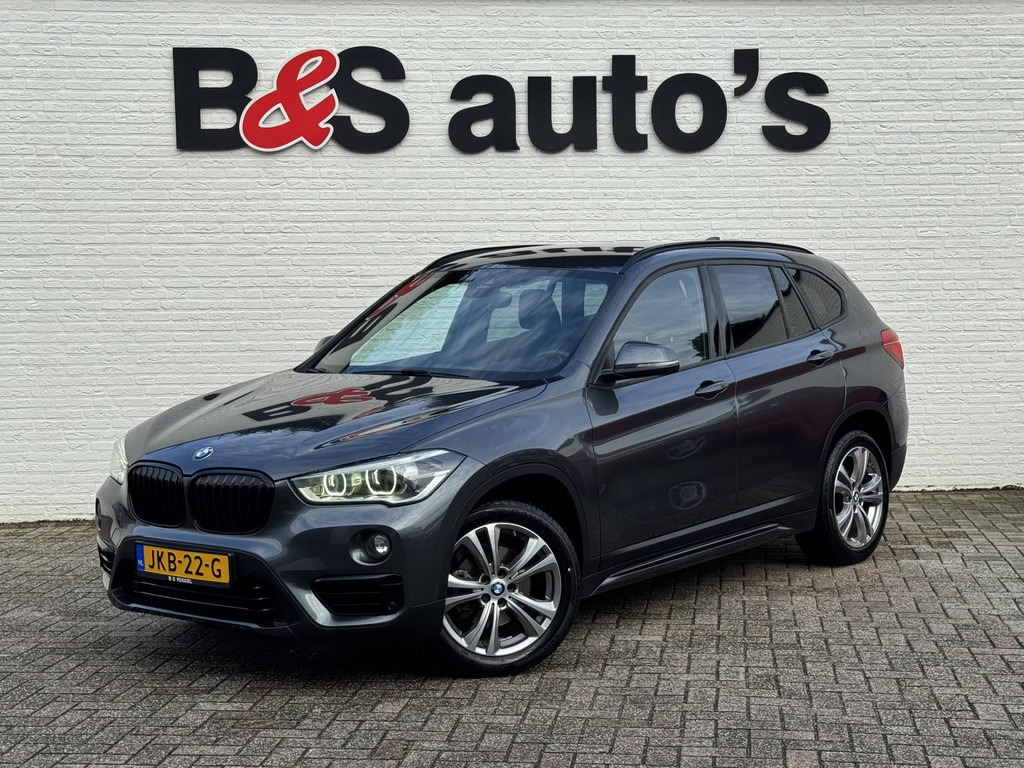 BMW X1-SDrive18i High Executive Automaat Cruise control Climate control Stoelverwarming Navigatie Full LED Head-up display Camera - SUV: bilde 1 BMW X1-SDrive18i High Executive Automaat Cruise control Climate control Stoelverwarming Navigatie Full LED Head-up display Camera - SUV: bilde 1