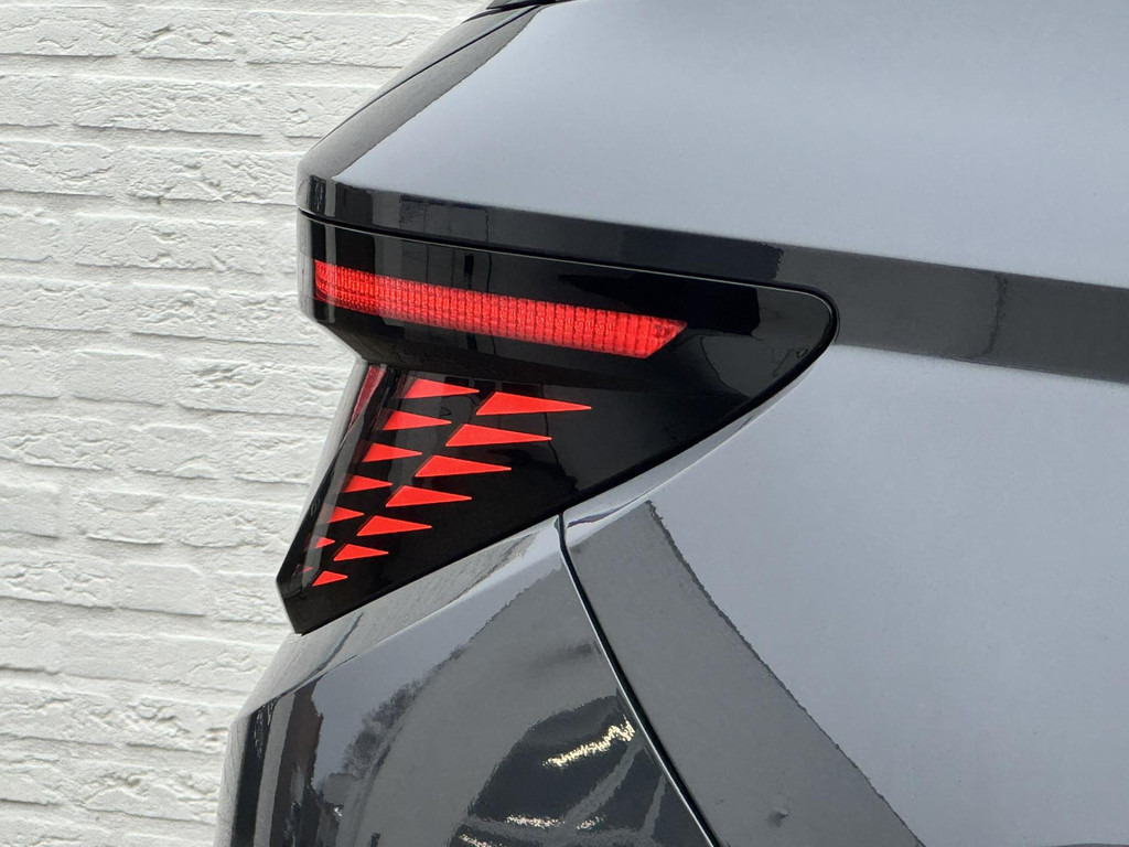 SUV Hyundai Tucson-1.6 T-GDI HEV Adaptive cruise Climate control Stoelverwarming Full LED Keyless Apple / Android Camera: bilde 15 SUV Hyundai Tucson-1.6 T-GDI HEV Adaptive cruise Climate control Stoelverwarming Full LED Keyless Apple / Android Camera: bilde 15