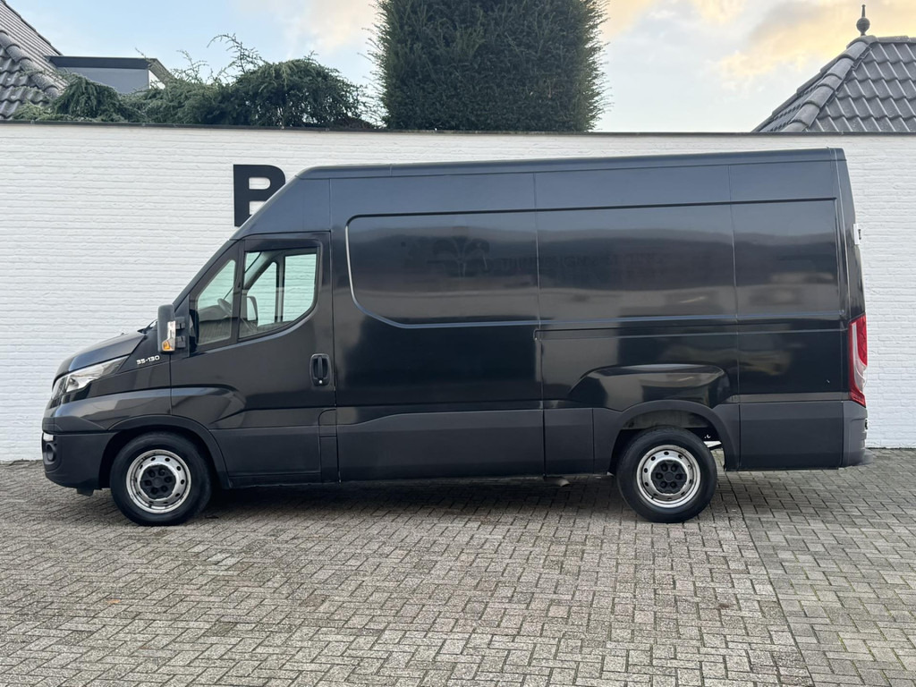 Iveco Daily-35S13V 2.3 352 H3 L Airco Cruise 3 Zits Radio cd Usb Goed onderhouden - Kassebil: bilde 4 Iveco Daily-35S13V 2.3 352 H3 L Airco Cruise 3 Zits Radio cd Usb Goed onderhouden - Kassebil: bilde 4