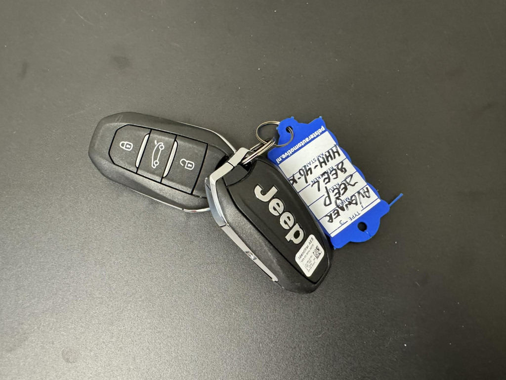 Jeep Avenger-1.2 Altitude Adaptive cruise control Climate control Parkeersensor achter DAB radio - SUV: bilde 4 Jeep Avenger-1.2 Altitude Adaptive cruise control Climate control Parkeersensor achter DAB radio - SUV: bilde 4