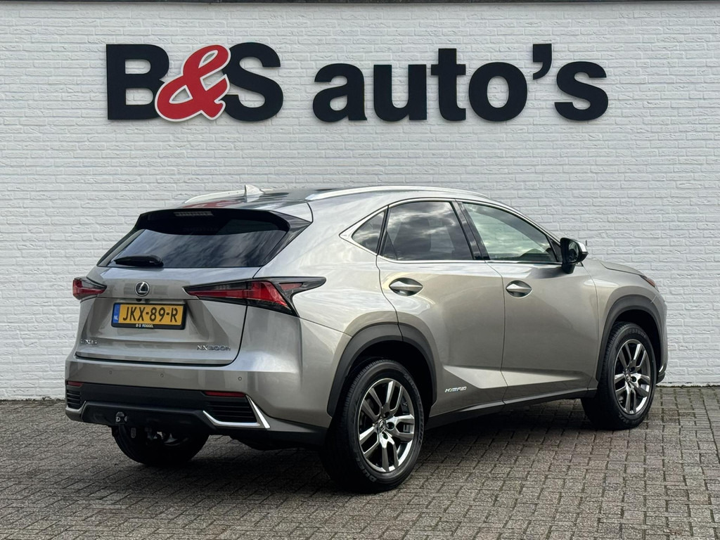Lexus NX-300h AWD Luxury Line Trekhaak DAB Camera Navigatie Led Lane assist - SUV: bilde 2 Lexus NX-300h AWD Luxury Line Trekhaak DAB Camera Navigatie Led Lane assist - SUV: bilde 2