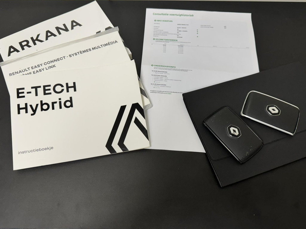 Renault Arkana-1.6 E-Tech hybrid 145 E-Tech engineered R.S. Line Adaptive cruise Climate control Stoel- / stuurverwarming Full LED - SUV: bilde 3 Renault Arkana-1.6 E-Tech hybrid 145 E-Tech engineered R.S. Line Adaptive cruise Climate control Stoel- / stuurverwarming Full LED - SUV: bilde 3