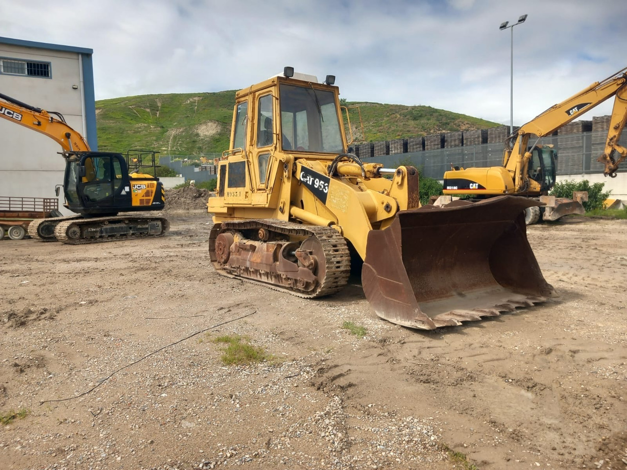 CATERPILLAR 953 - Bygg og anlegg: bilde 5 CATERPILLAR 953 - Bygg og anlegg: bilde 5